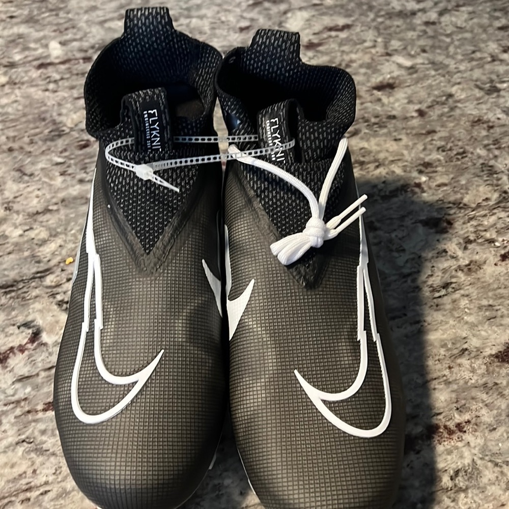 Nike Alpha Menace Elite 3 Flyknit Football Cleats Black